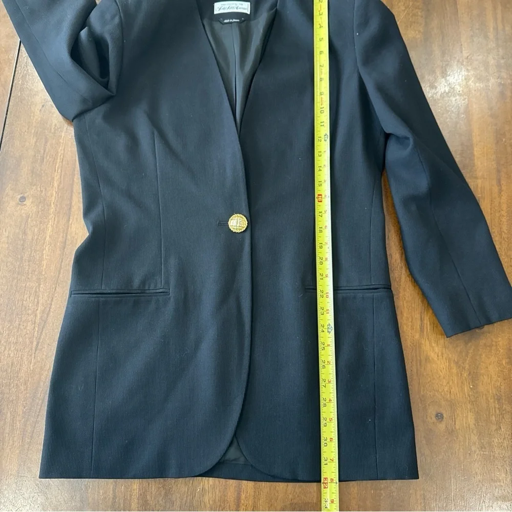 Vintage Saks Fifth Avenue Black Blazer Jacket Womens 8 Wool Blend Gold Button